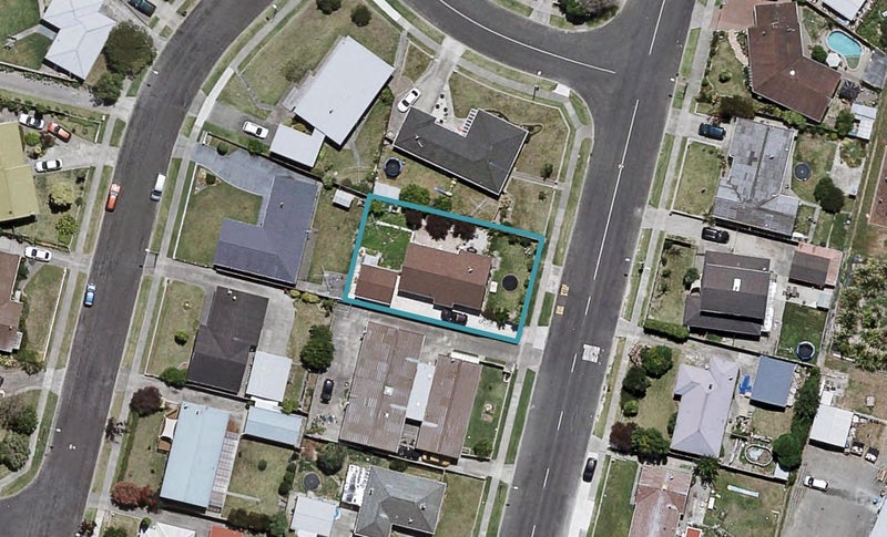 10 Freyberg Avenue, Tamatea, Napier - Carousel 1