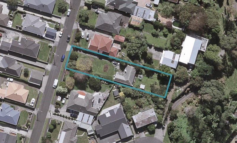 10 Tainui Street, Welbourn, New Plymouth - Carousel 1