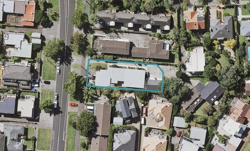 2/32 Patteson Avenue, Mission Bay, Auckland - Carousel 1