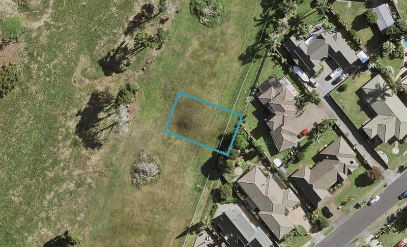 82 Waituarua Drive, Takanini, Auckland - Carousel 1