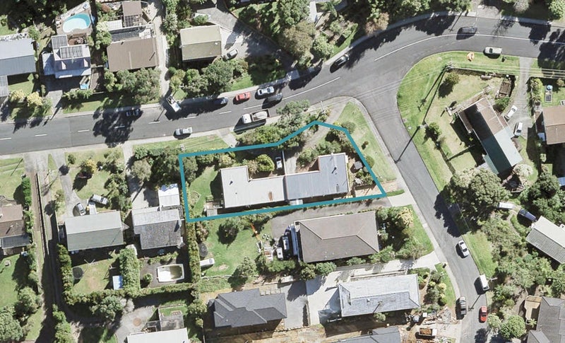 1/1 Summit Drive, Torbay, Auckland - Carousel 1