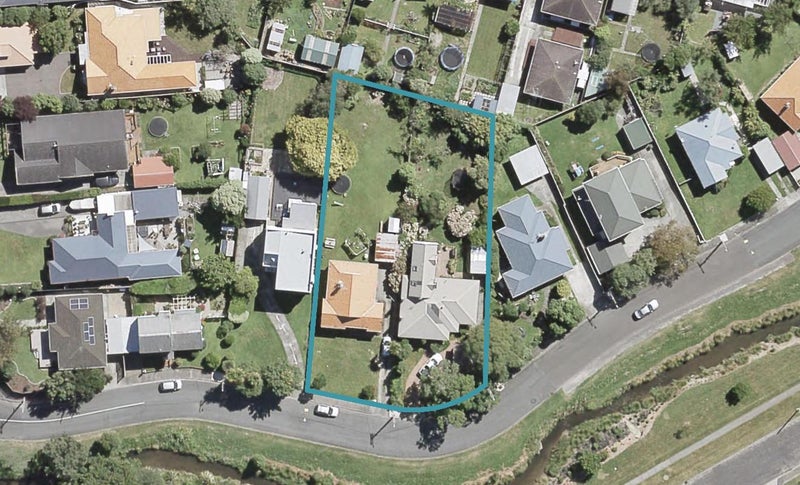 13/323 Riverside Drive, Waterloo, Lower Hutt - Carousel 1