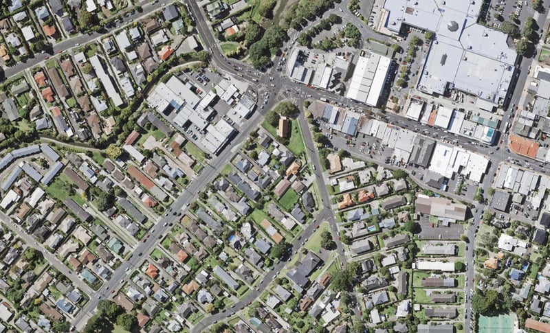 7/6 Shakespeare Road, Milford, Auckland - Carousel 1