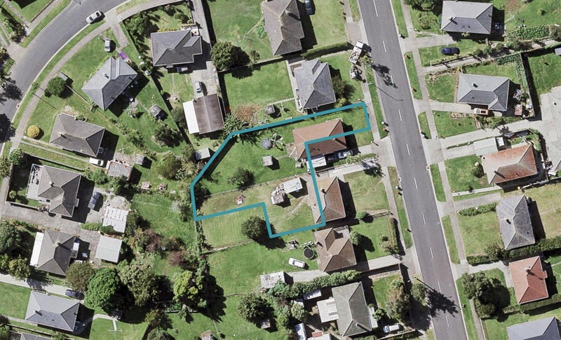 11 Te Ao Lane, Glen Innes, Auckland - Carousel 1