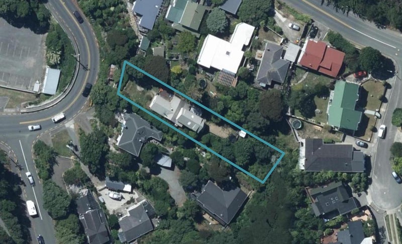 28 Grays Road, Plimmerton, Porirua - Carousel 1