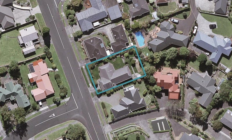 21 Veale Road, Frankleigh Park, New Plymouth - Carousel 1