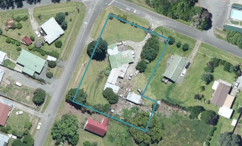 2 Humphries Street, Frasertown, Wairoa - Carousel 1