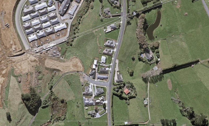 484 Carrington Road, Hurworth, New Plymouth - Carousel 1