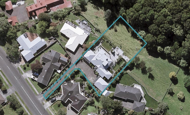 89 Branch Road, Highlands Park, New Plymouth - Carousel 1