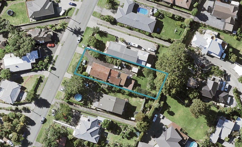 39 Sale Street, Cockle Bay, Auckland - Carousel 1