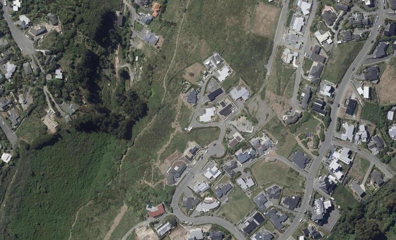 6 St Remy Lane, Redcliffs, Christchurch - Carousel 1