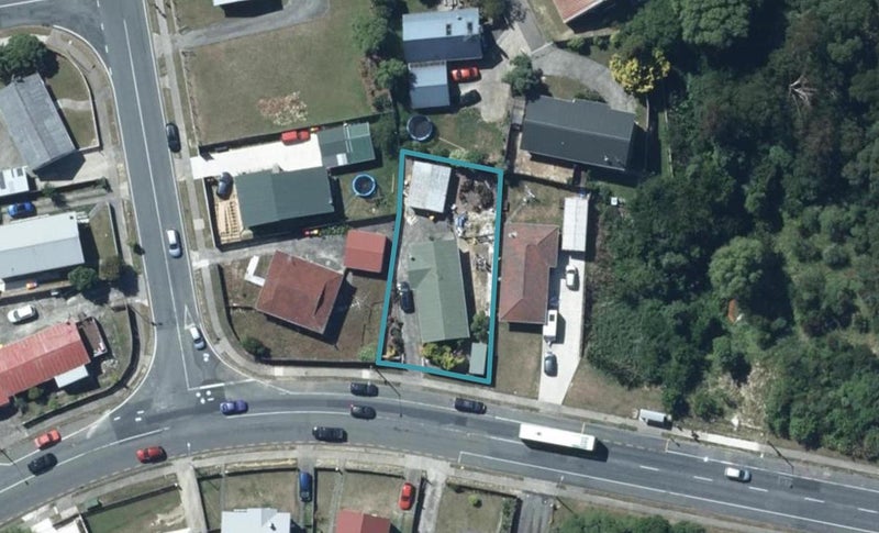 396 Warspite Avenue, Ascot Park, Porirua - Carousel 1