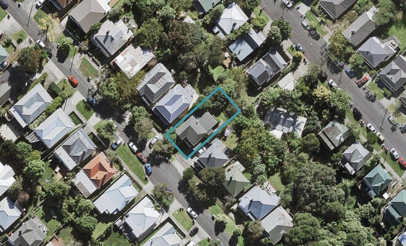 11 Buchanan Street, Kingsland, Auckland - Carousel 1