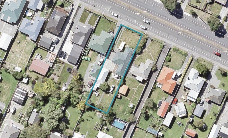 77 Wainuiomata Road, Wainuiomata, Lower Hutt - Carousel 1