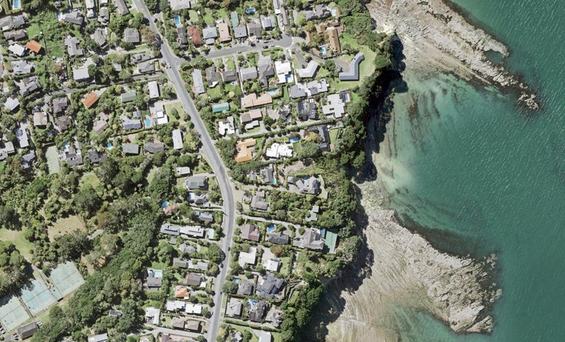 259 Beach Road, Campbells Bay, Auckland - Carousel 1