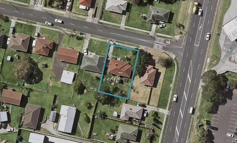 57 Pearl Baker Drive, Otara, Auckland - Carousel 1