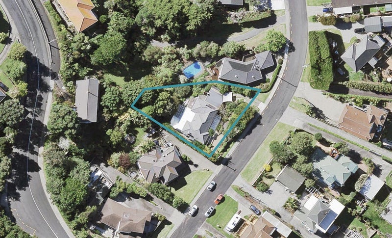 92 Pah Road, Cockle Bay, Auckland - Carousel 1