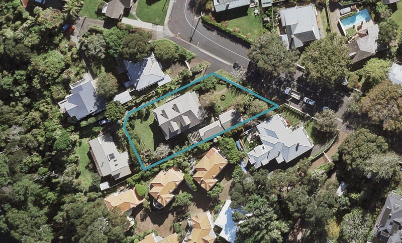 36 Clarence Road, Northcote Point, Auckland - Carousel 1