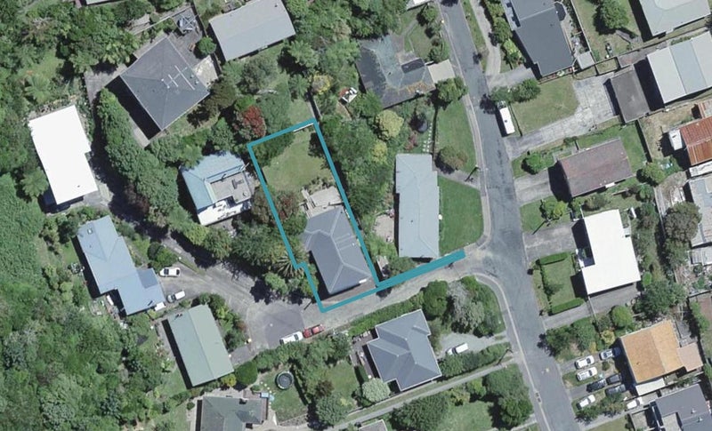 51A Cornford Street, Karori, Wellington - Carousel 1