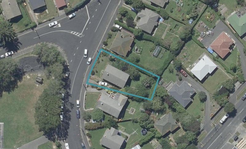 8 Hillary Street, Liberton, Dunedin - Carousel 1