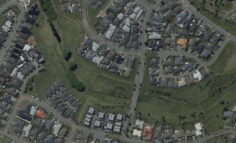 5 Somerville Crescent, Aidanfield, Christchurch - Carousel 1