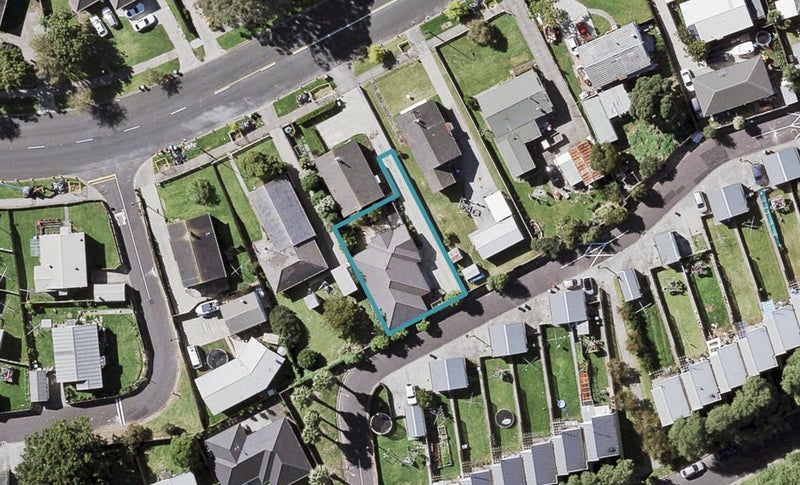 156A Taniwha Street, Glen Innes, Auckland - Carousel 1