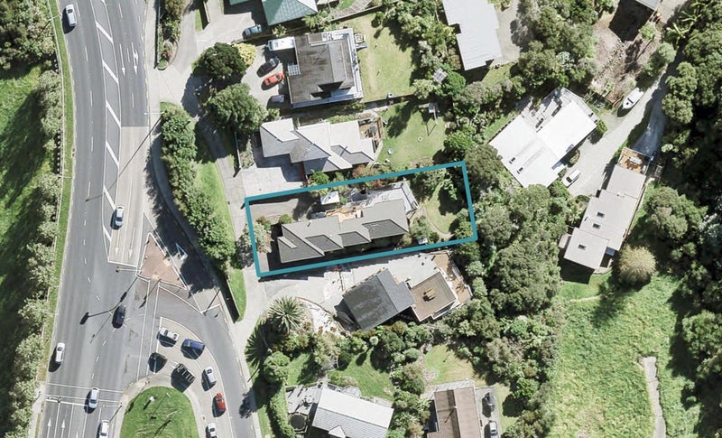 296 Whangaparaoa Road, Red Beach, Red Beach - Carousel 1