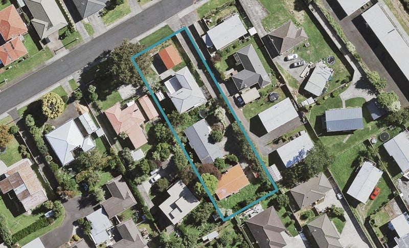 2/19 Albert Street, Papakura, Auckland - Carousel 1
