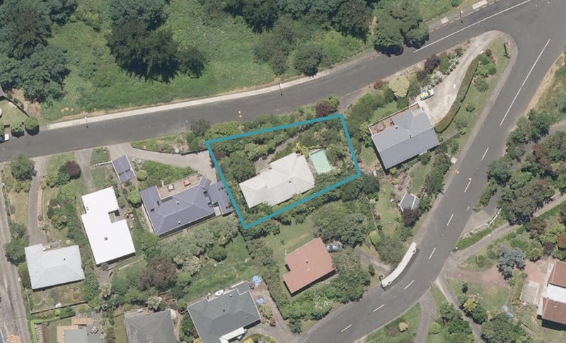 62 Wairere Road, Bastia Hill, Whanganui - Carousel 1
