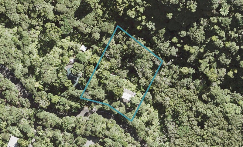 72 Lone Kauri Road, Karekare, Auckland - Carousel 1