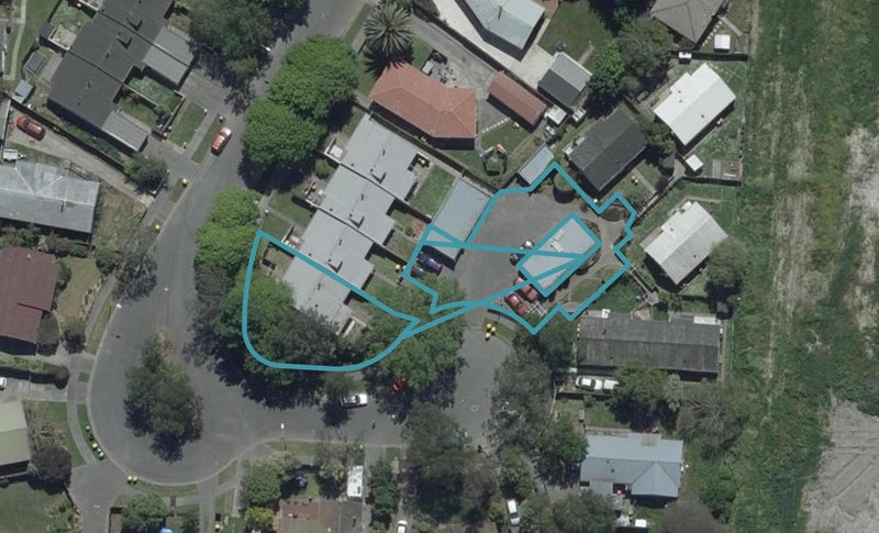 4/27 Clivedon Place, Redwood, Christchurch - Carousel 1