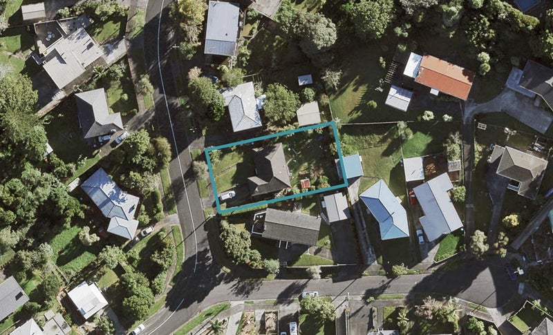 32 Laburnum Road, New Windsor, Auckland - Carousel 1