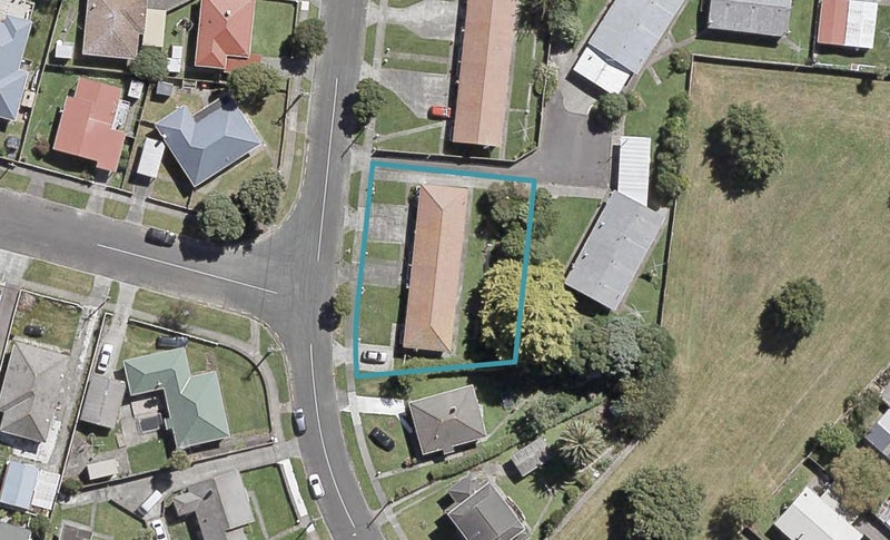 16/10 Colson Street, Avalon, Lower Hutt - Carousel 1