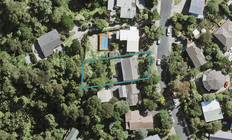 29 Autumn Avenue, Glen Eden, Auckland - Carousel 1
