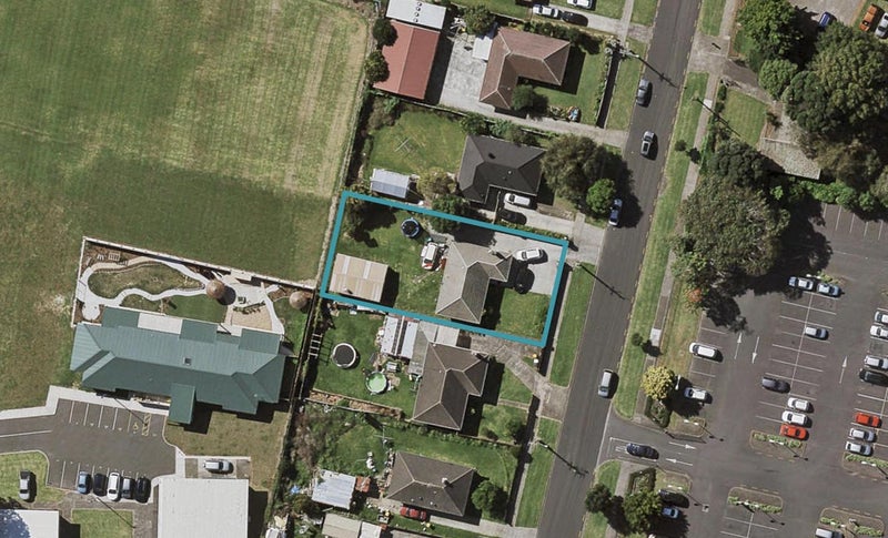 62 Otara Road, Otara, Auckland - Carousel 1
