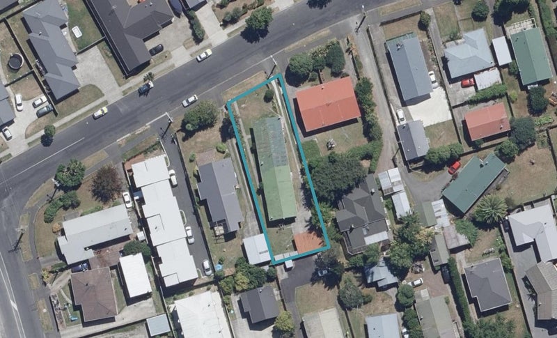 2/148 Old Farm Road, Hamilton East, Hamilton - Carousel 1