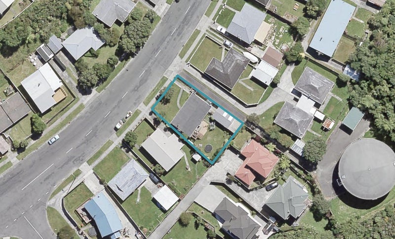 166 Major Drive, Kelson, Lower Hutt - Carousel 1