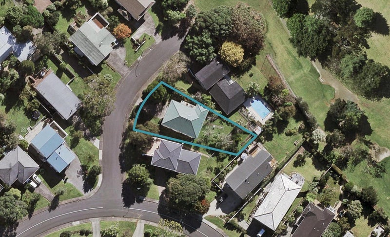 3 Terrylyn Drive, Hillcrest, Auckland - Carousel 1