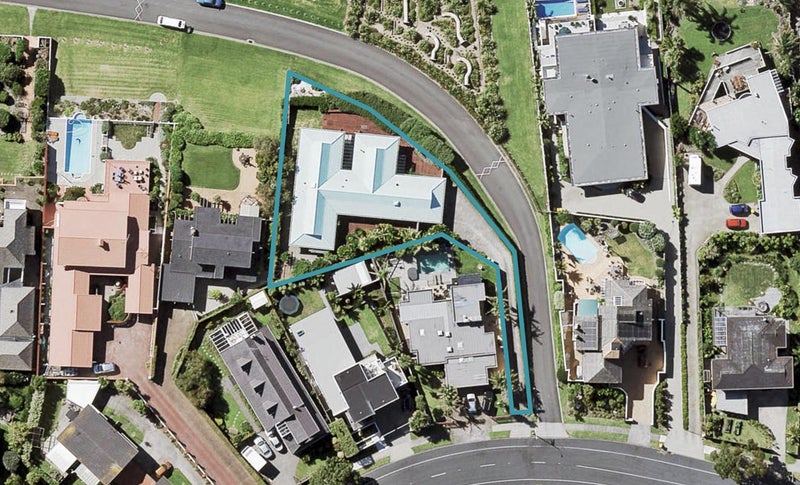 38A Bramley Drive, Farm Cove, Auckland - Carousel 1