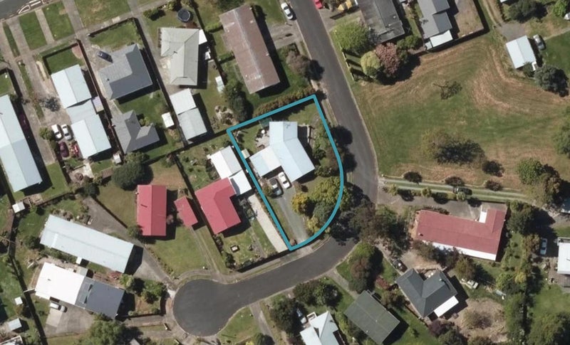 4 Lockheed Place, Onerahi, Whangarei - Carousel 1