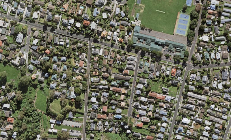 18D Viewland Avenue, Onehunga, Auckland - Carousel 1