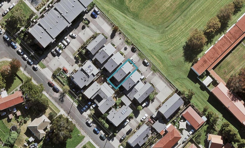 82D Tonar Street, Northcote, Auckland - Carousel 1