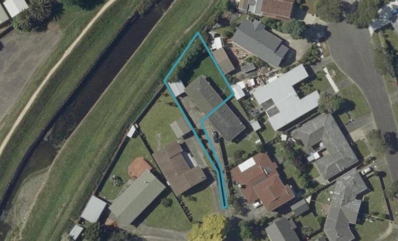 2/11 Tabak Crescent, Takaro, Palmerston North - Carousel 1