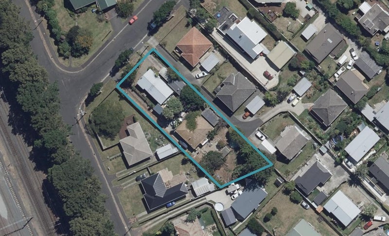 27B Kiwi Avenue, Forest Lake, Hamilton - Carousel 1