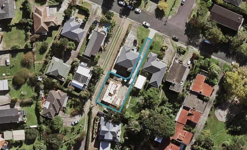 127A Exmouth Road, Northcote, Auckland - Carousel 1