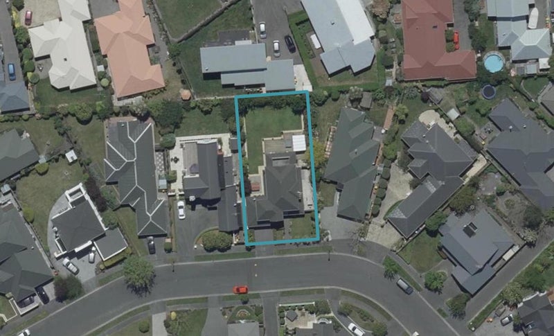 15 Lexington Place, Shirley, Christchurch - Carousel 1