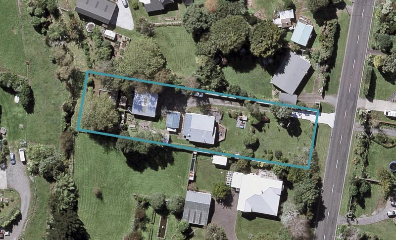 1258 Egmont Road, Egmont Village, New Plymouth - Carousel 1