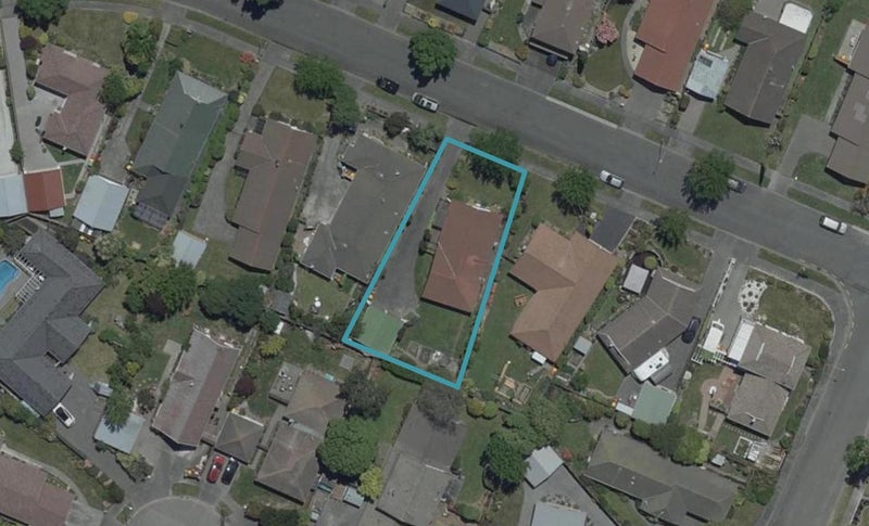 35 Karnak Crescent, Russley, Christchurch - Carousel 1