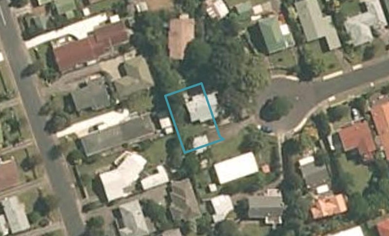 20A Lillian Place, Orewa, Orewa - Carousel 1