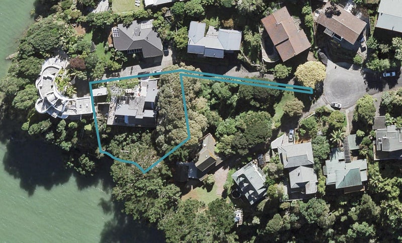 74 Rosecamp Road, Beach Haven, Auckland - Carousel 1